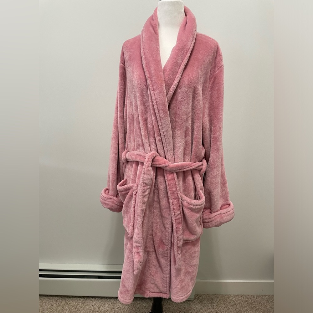 Elysian Pink Long Plush Robe - Size Medium
